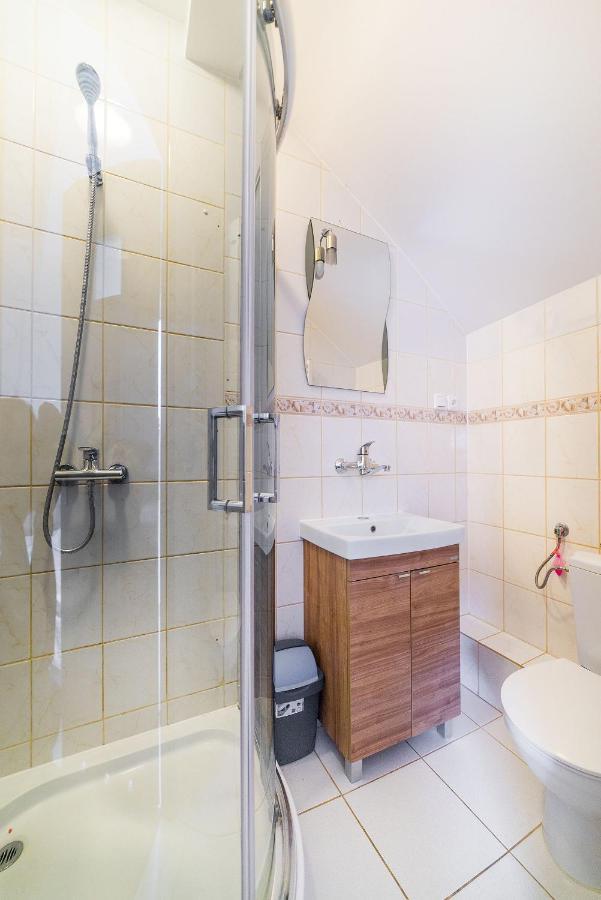Pokoje Goscinne U Joli Wladyslawowo Bagian luar foto