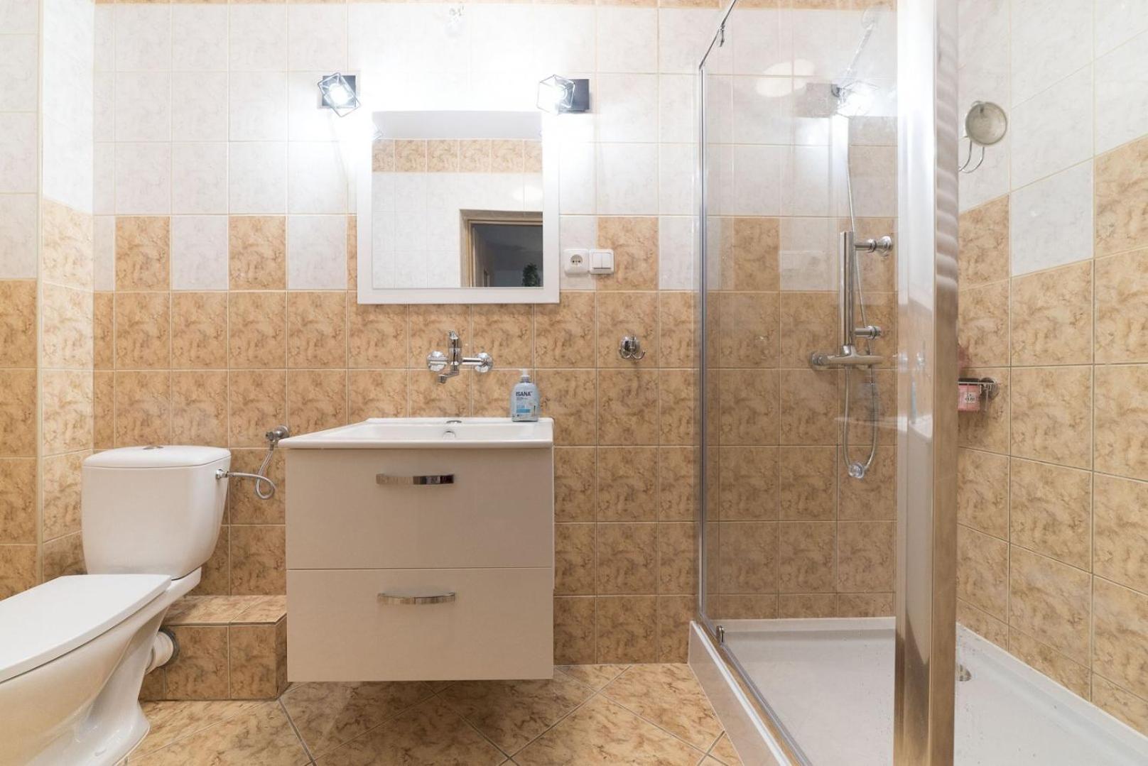 Pokoje Goscinne U Joli Wladyslawowo Bagian luar foto